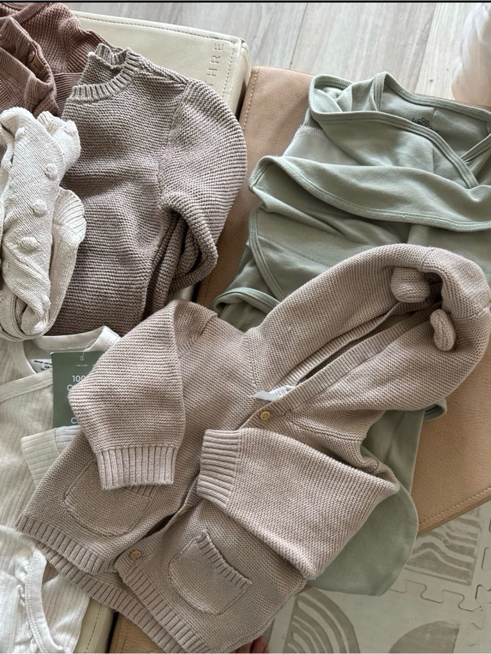 H&M Baby Boy / Gender Neutral Bundle - Picture 3 of 12